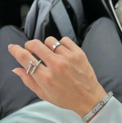 PÚA | Anillo Plateado Prestige